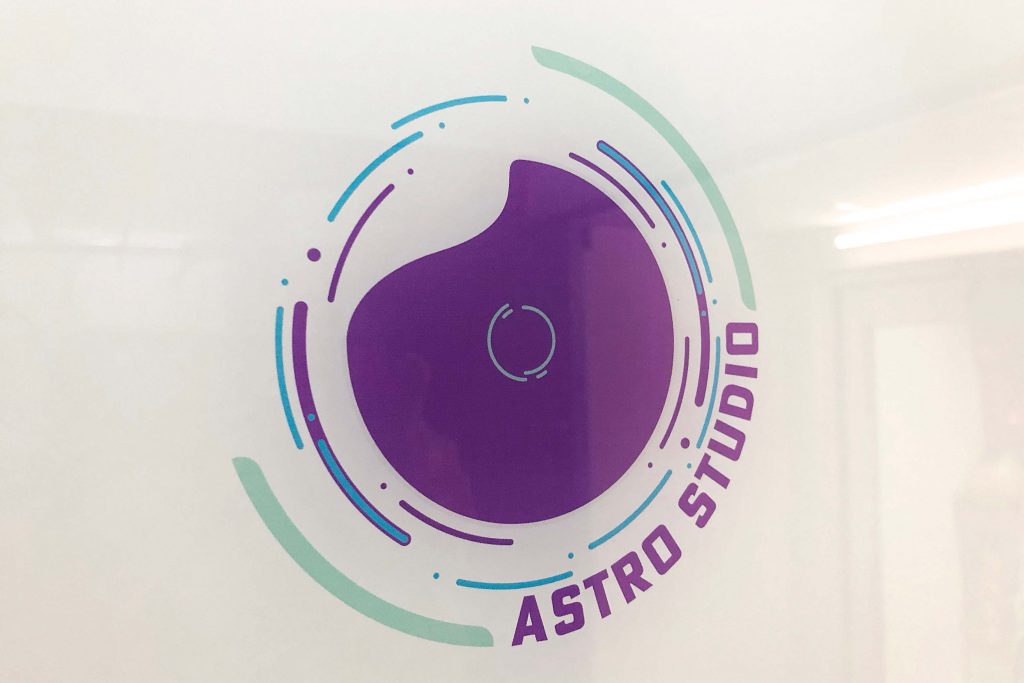 Astro Logo Printed On Plate